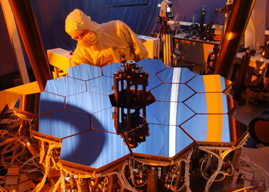 美国宇航局 NASA 使用晶钻仪器生产的Spider-80X 高通道动态数采系统于环境测试 5